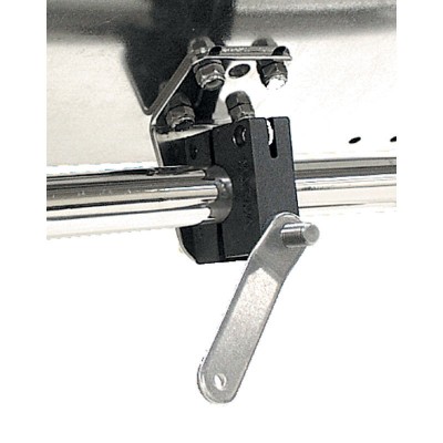 Single horizontal round rail mount