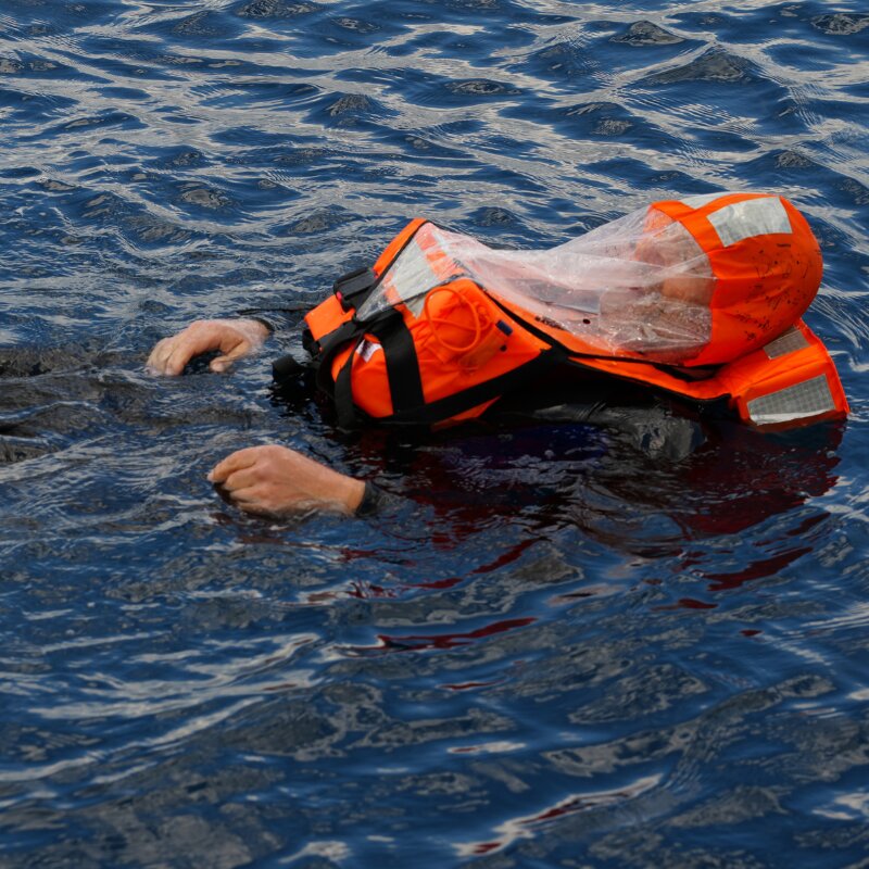 LALIZAS Sprayhood, for ISO & SOLAS Lifejackets_5969_7144